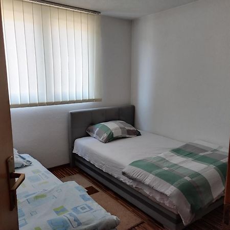 Apartman Leki Сараево Экстерьер фото